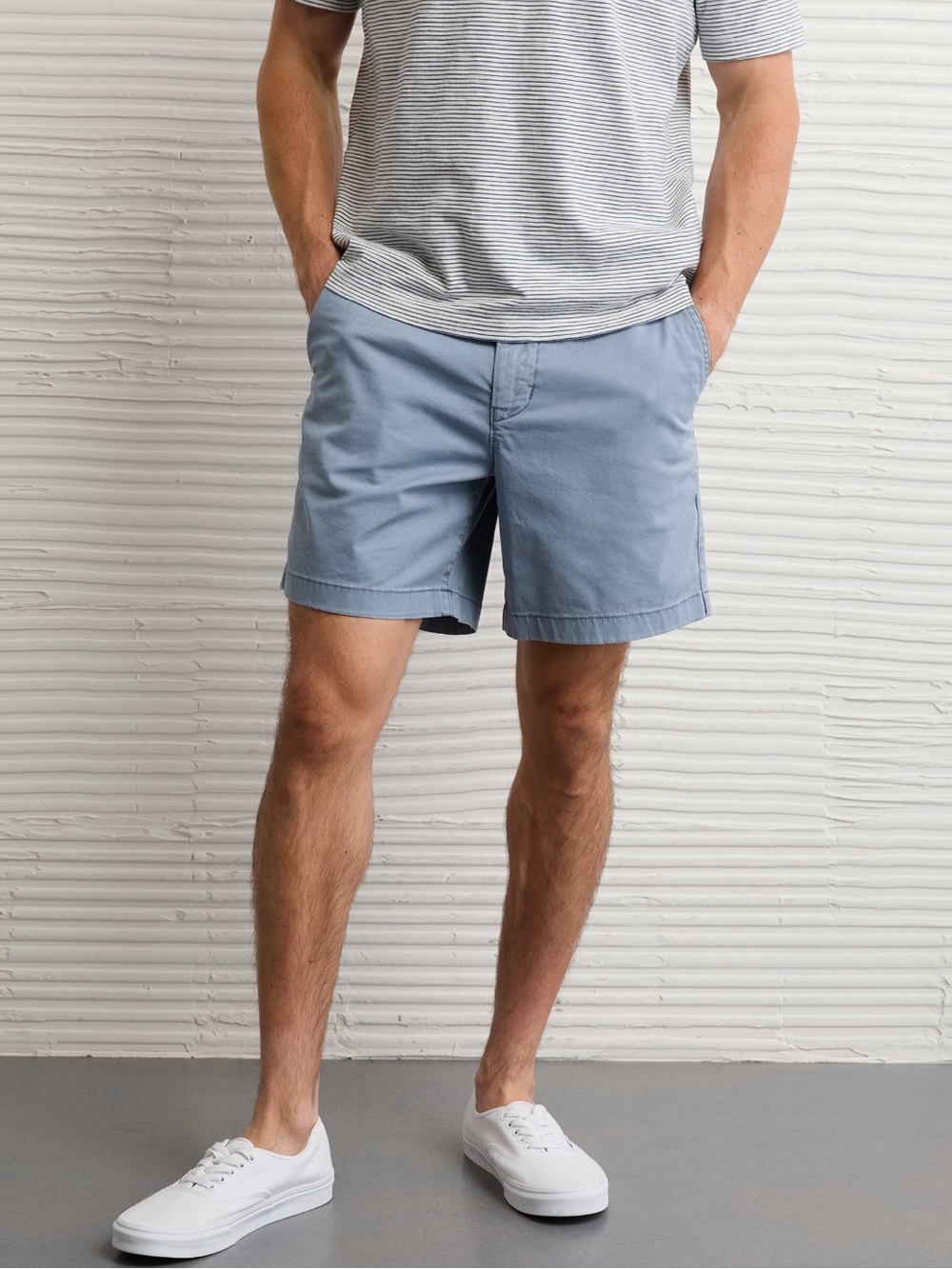 NEW American Eagle Outfitters Lived In Khaki Shorts - Light Blue